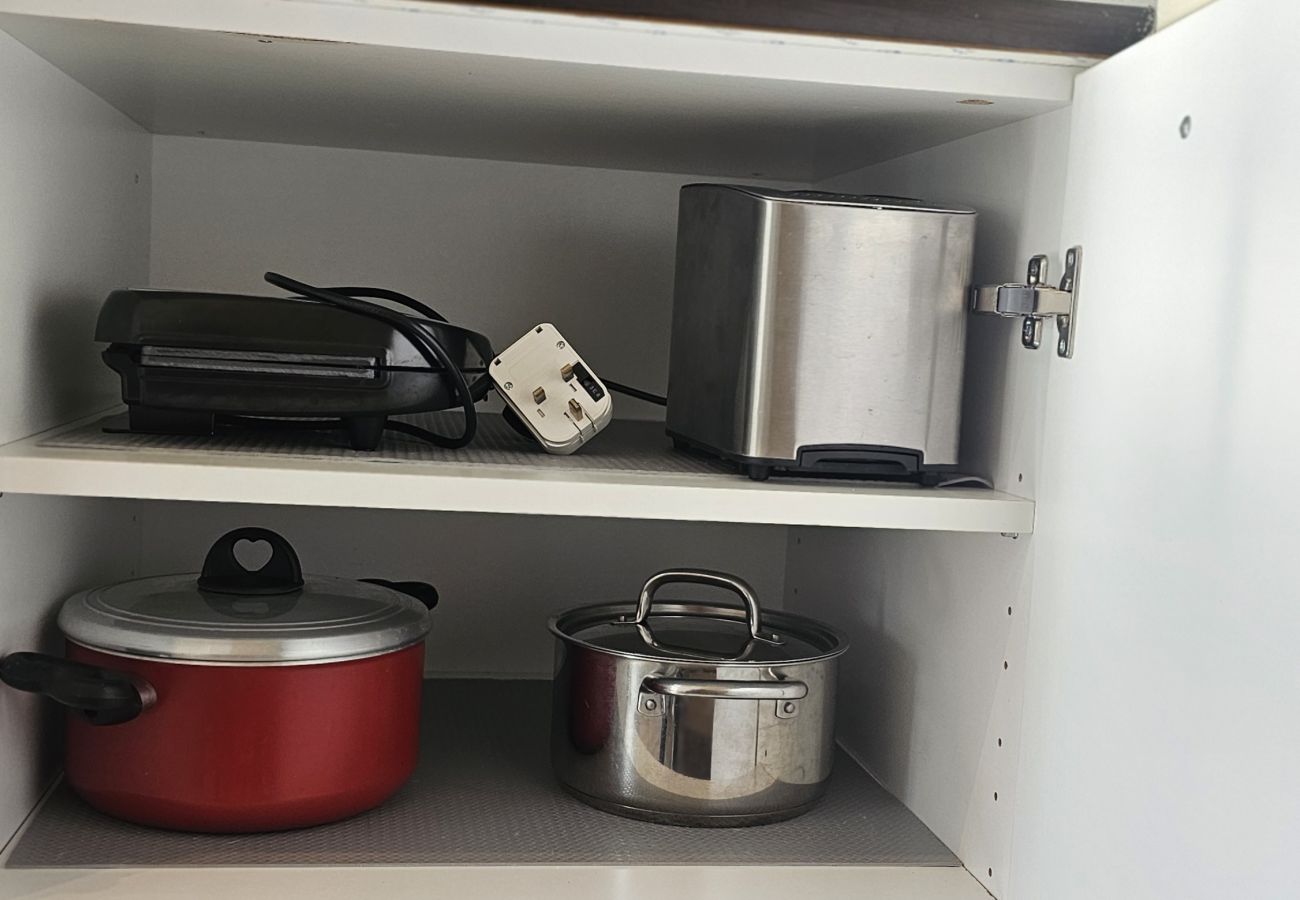 Апартаменты на Nicosia - STAY Vintage Central Suite