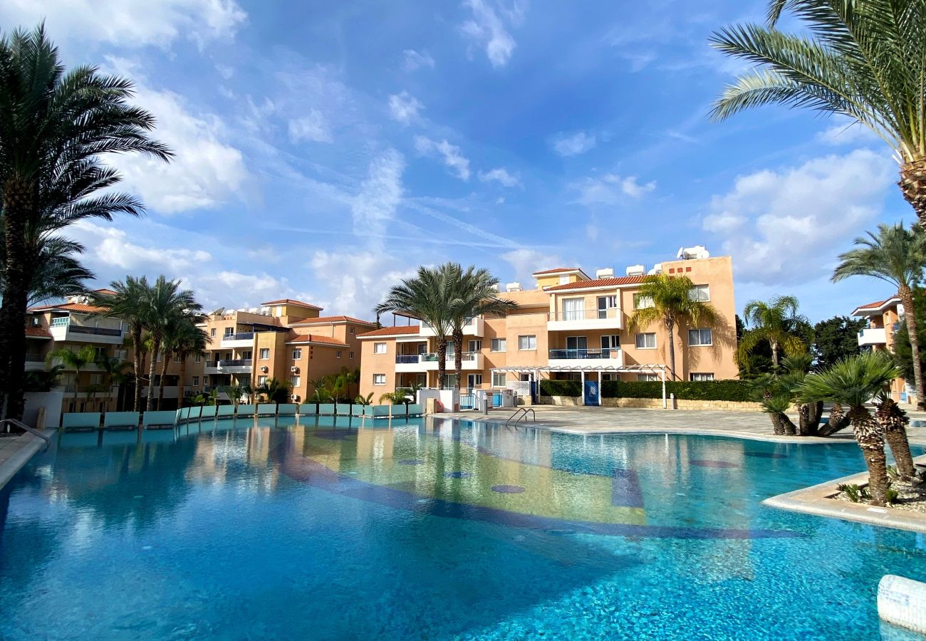 Апартаменты на Paphos - STAY Iris Apartment