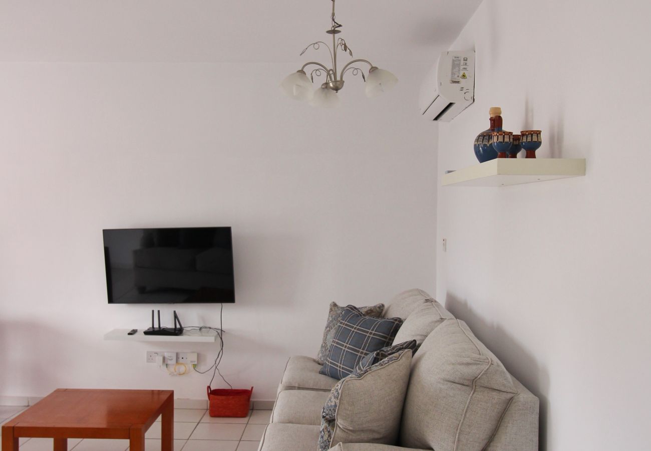 Апартаменты на Paphos - STAY Iris Apartment