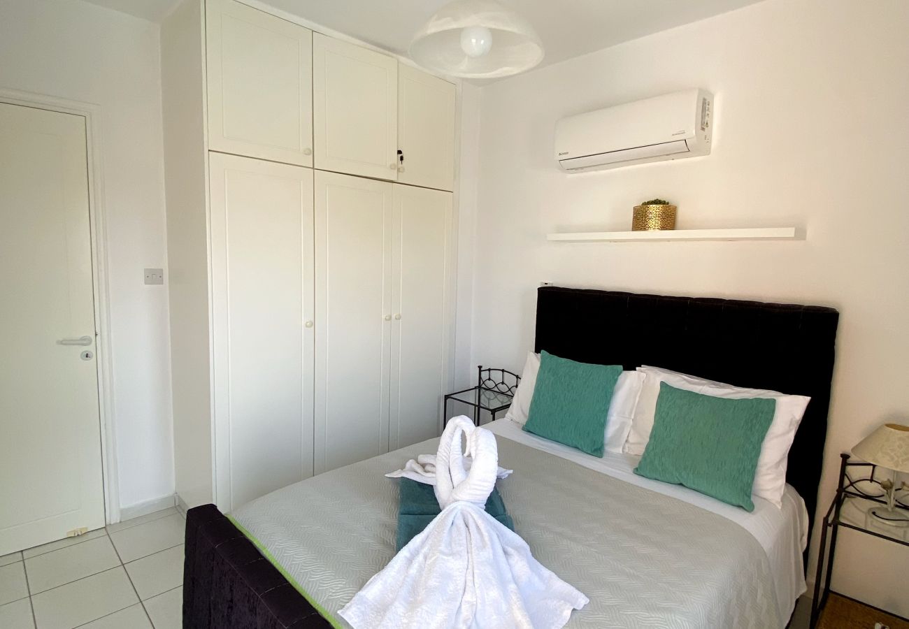 Апартаменты на Paphos - STAY Iris Apartment