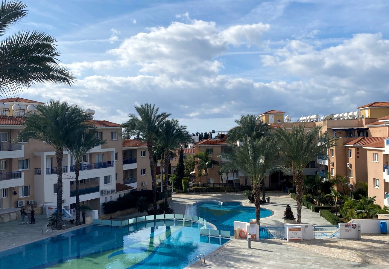 Апартаменты на Paphos - STAY Iris Apartment