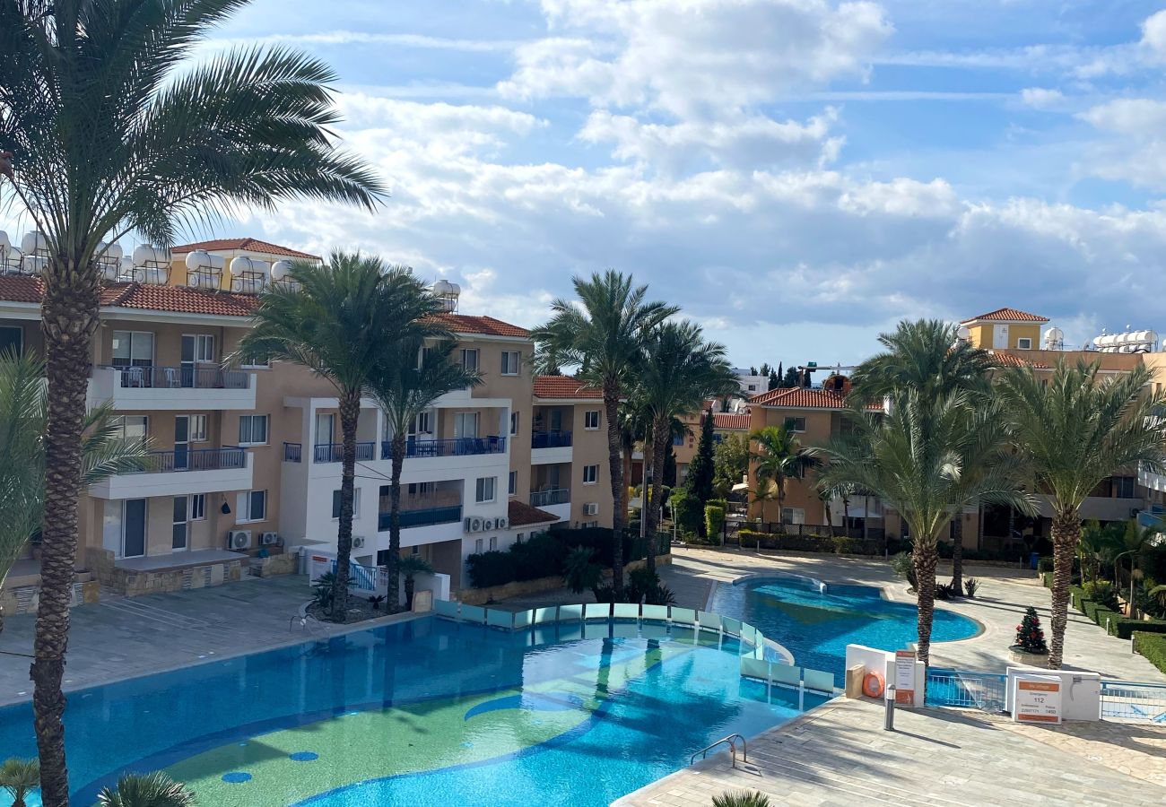 Апартаменты на Paphos - STAY Iris Apartment