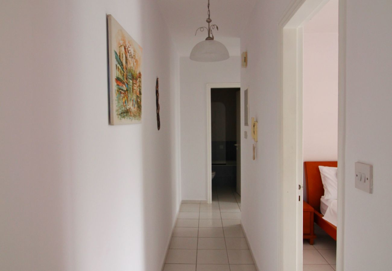 Апартаменты на Paphos - STAY Iris Apartment