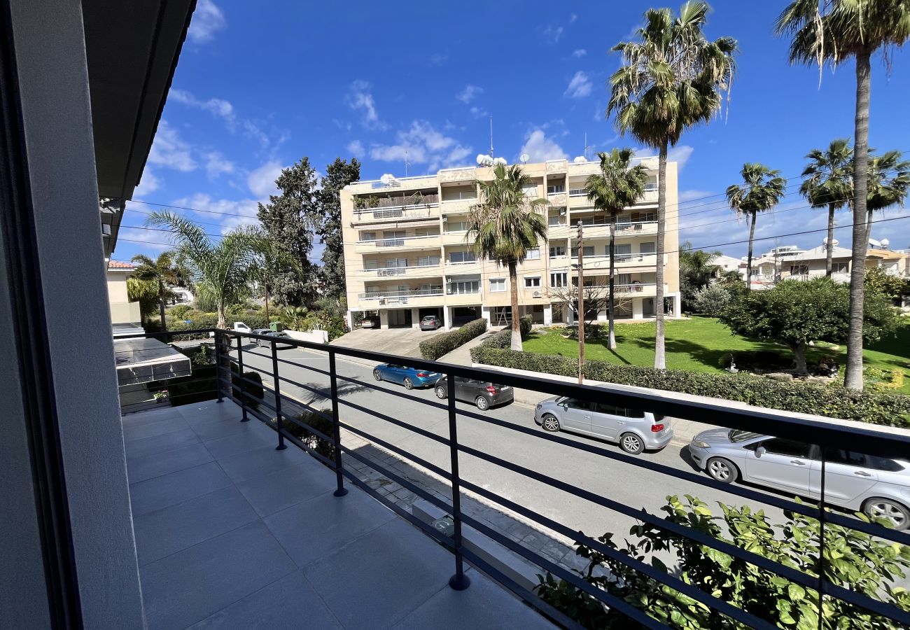 Дом на Agios Athanasios - STAY Lumière House