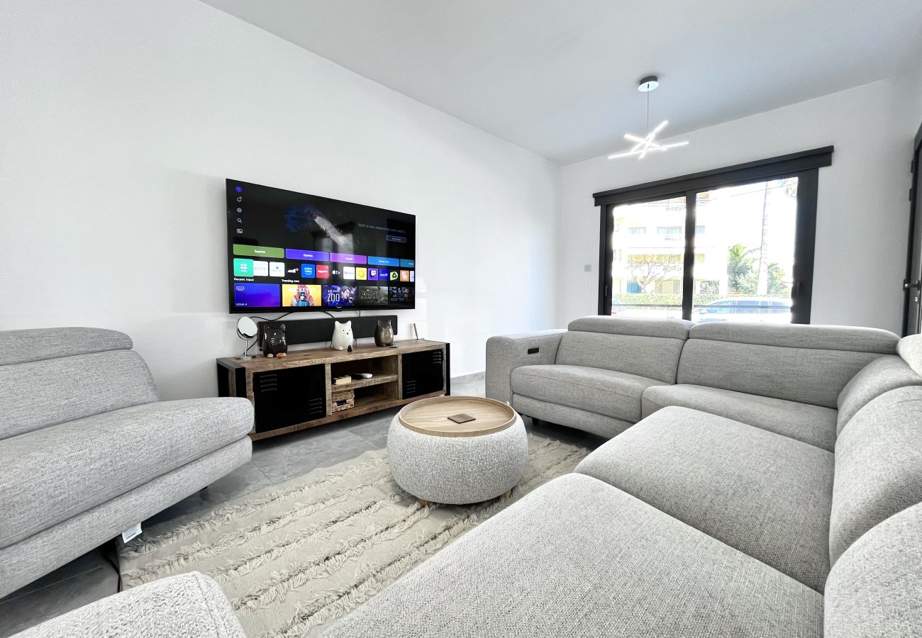 Дом на Agios Athanasios - STAY Lumière House