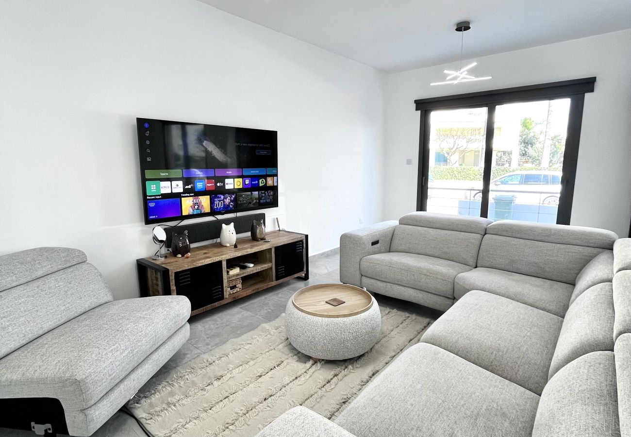 Дом на Agios Athanasios - STAY Lumière House